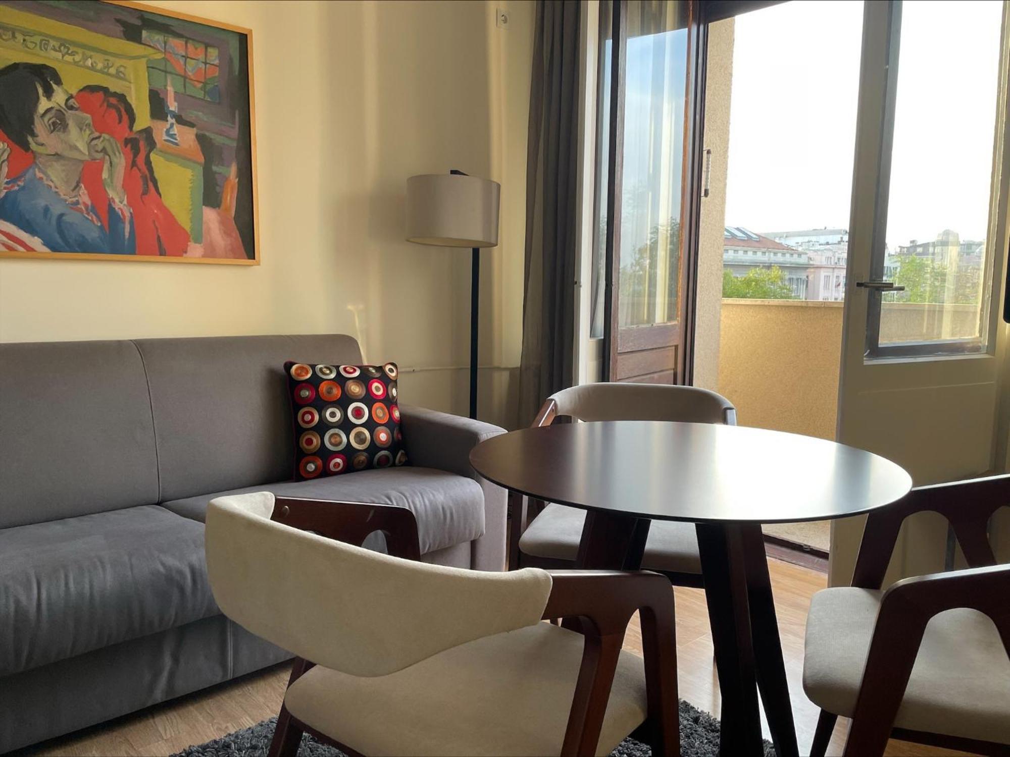 Two Bedroom Apartment Student Square Belgrado Esterno foto