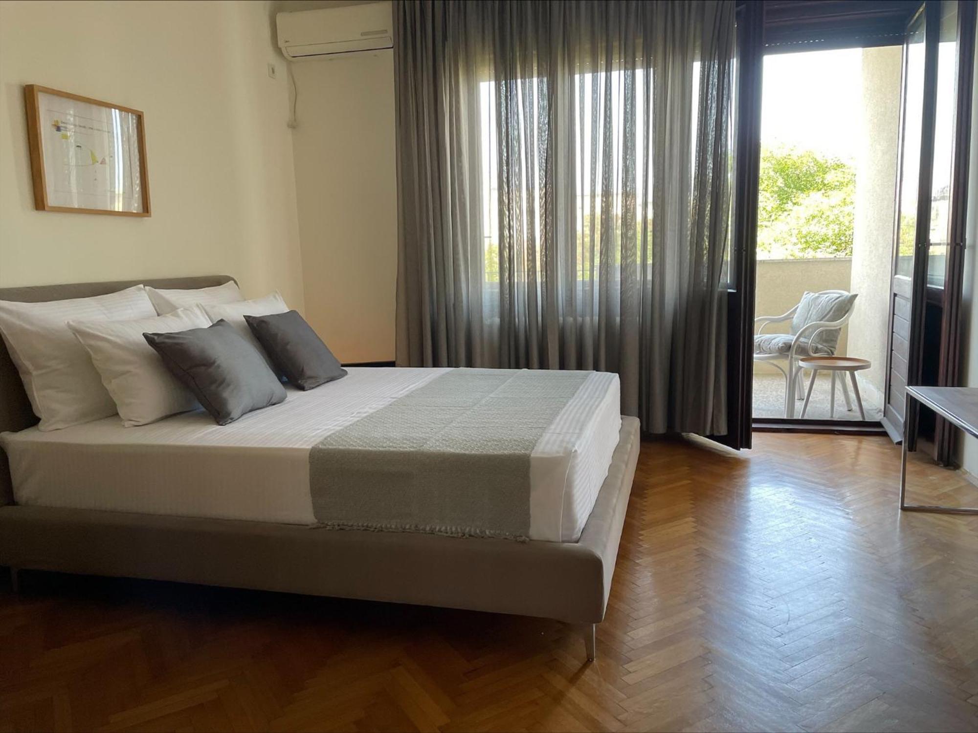Two Bedroom Apartment Student Square Belgrado Esterno foto