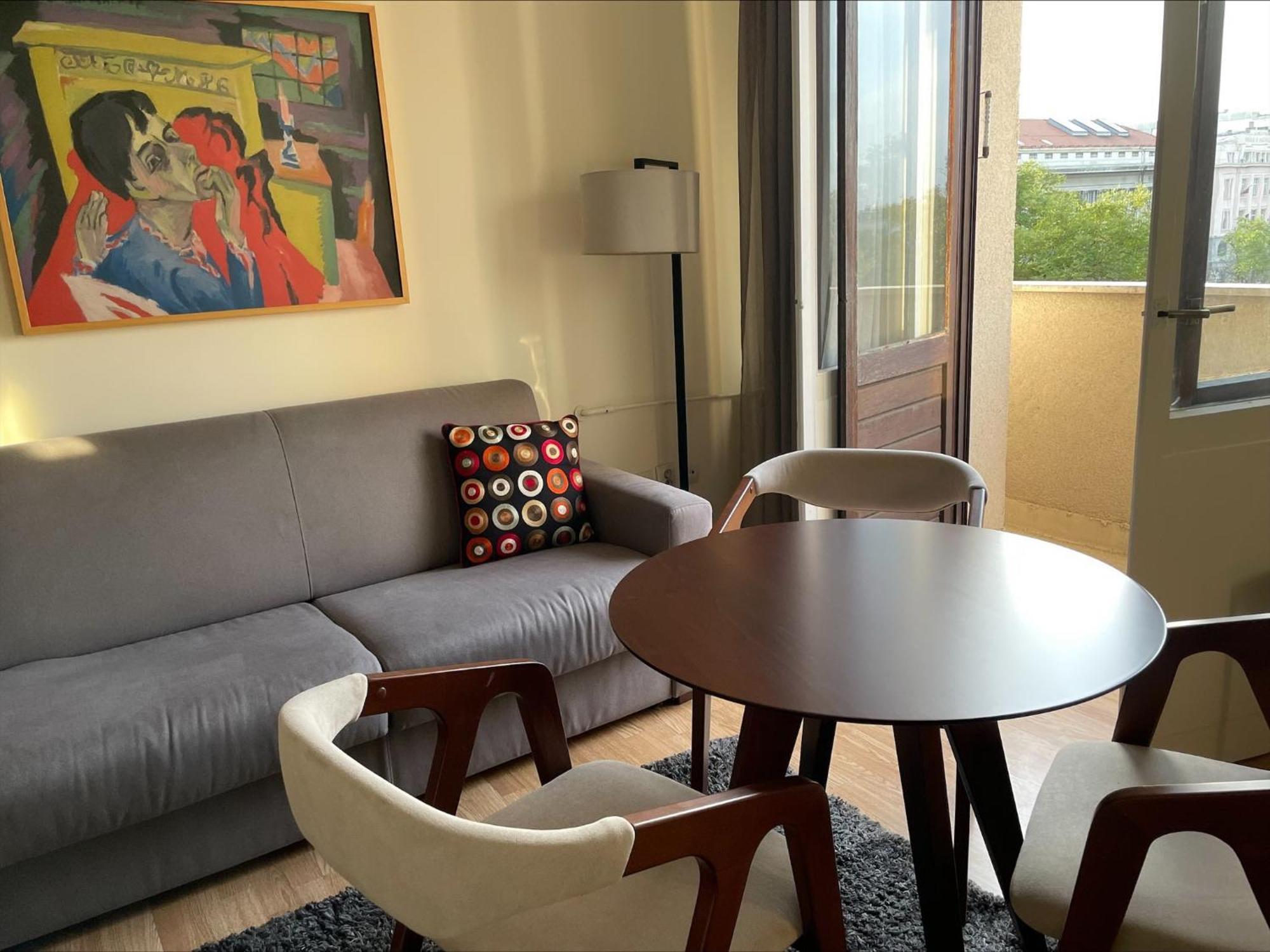Two Bedroom Apartment Student Square Belgrado Esterno foto