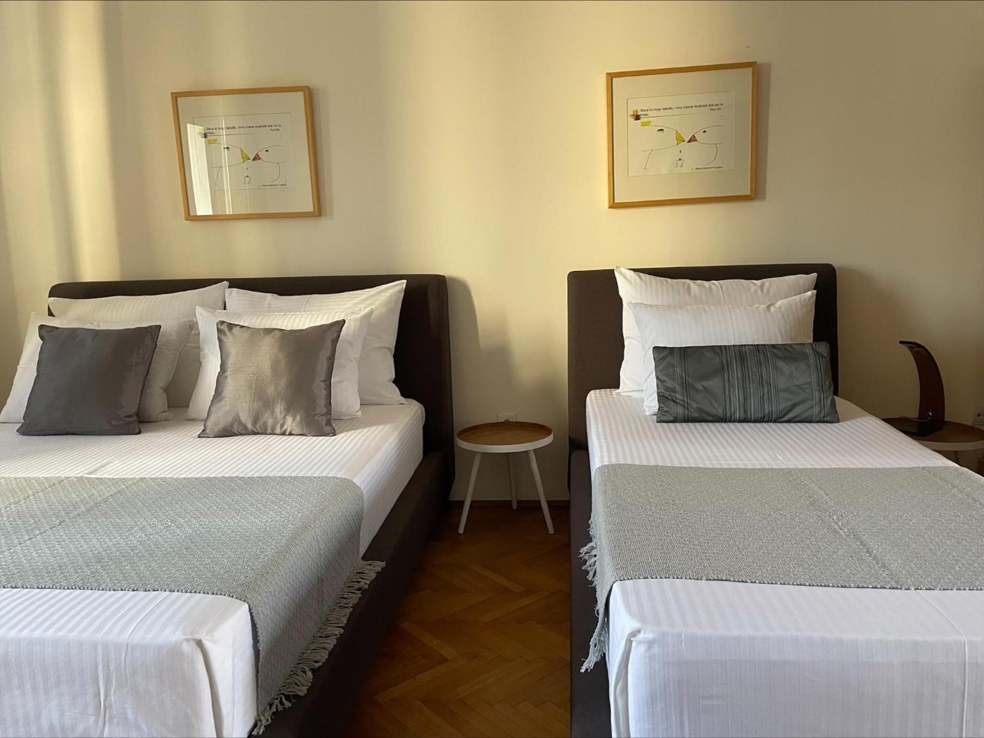 Two Bedroom Apartment Student Square Belgrado Esterno foto