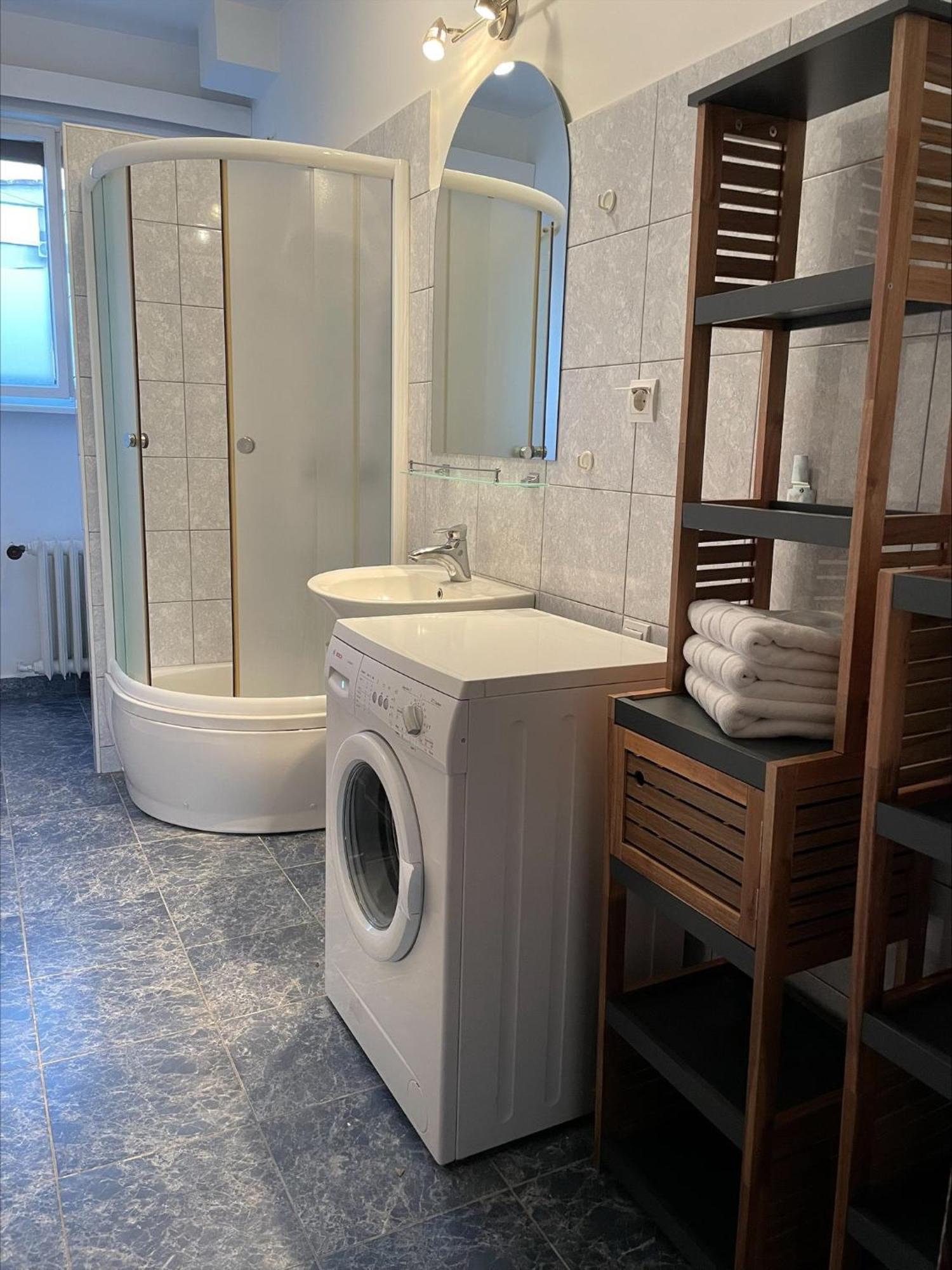 Two Bedroom Apartment Student Square Belgrado Esterno foto