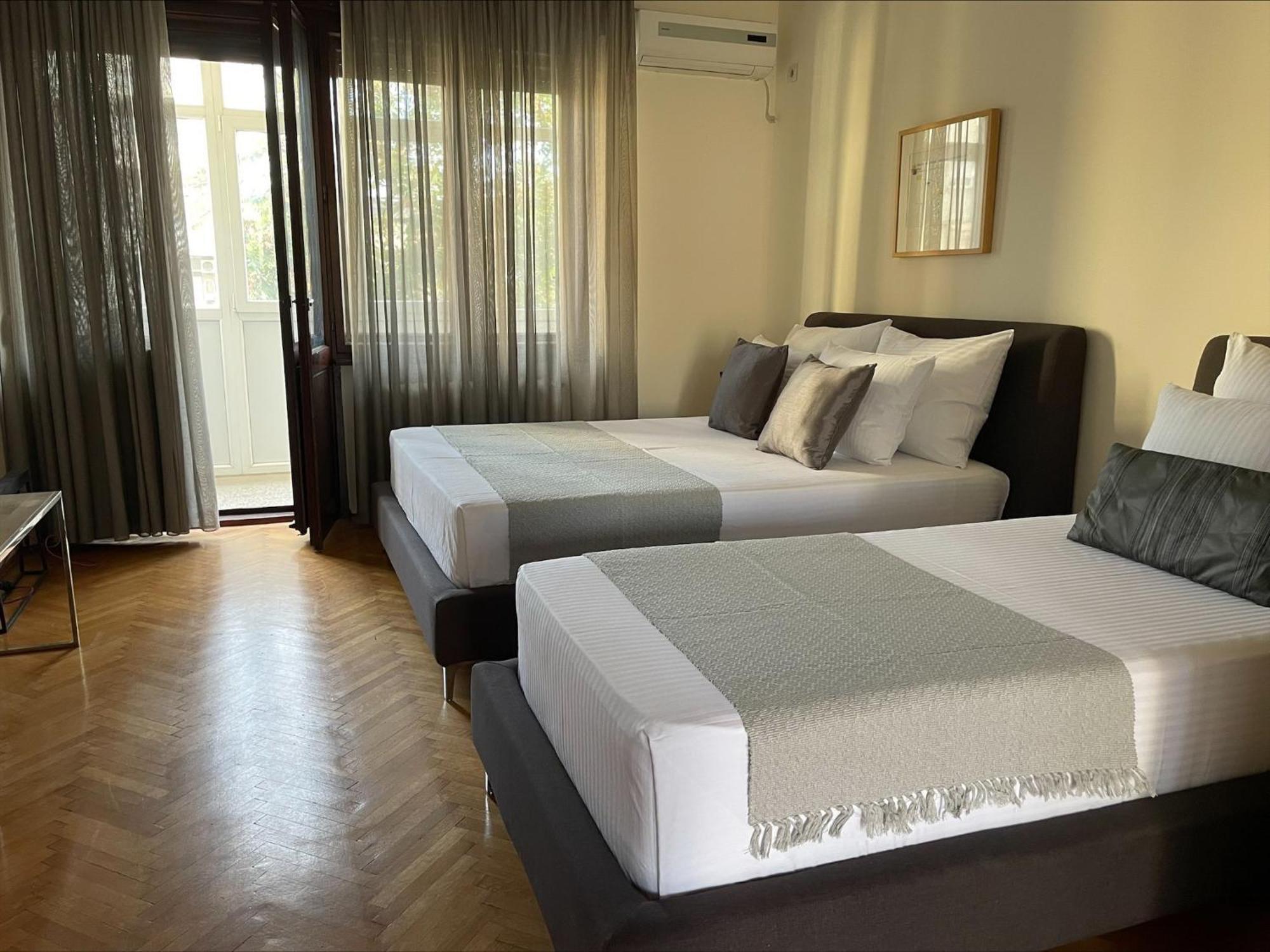 Two Bedroom Apartment Student Square Belgrado Esterno foto